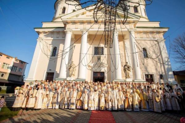 У Сокалі відбулася інтронізація нового правлячого архиєрея Сокальсько-Жовківської єпархії3