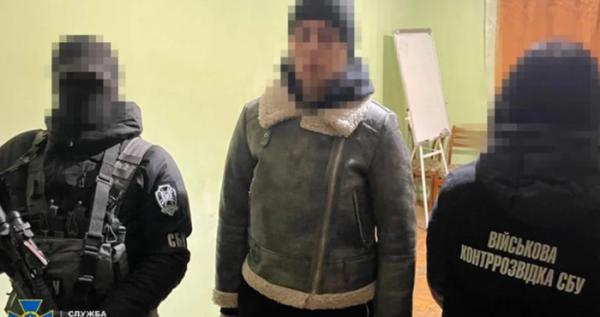 Курсантка військового інституту на замовлення ФСБ готувала ракетний удар по казармах одногрупників Курсантка військового інституту на замовлення ФСБ готувала ракетний удар по казармах одногрупників