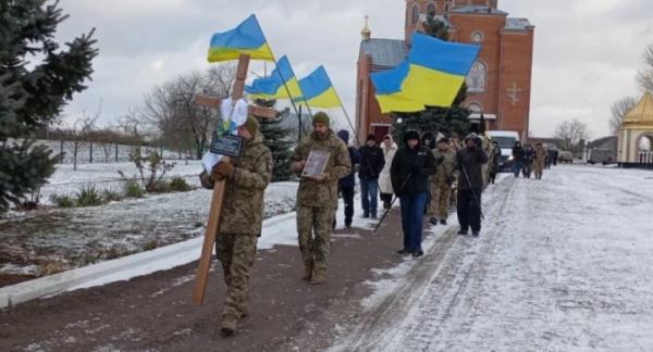 Мешканці Іваничівської громади попрощалися із загиблим героєм Сергієм Буйницьким5