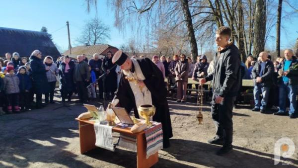 На фасаді Поромівського ліцею відкрили меморіальні дошки загиблим воїнам – Юрію Чимерису та Сергію Дукельському18