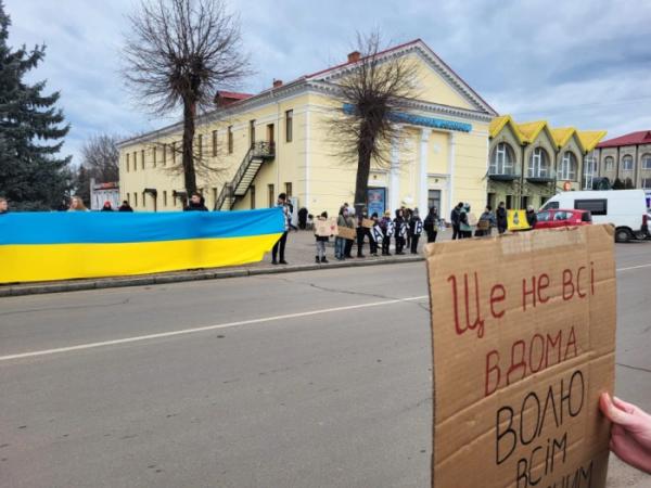 У Ковелі близько 100 автівок проїхали на підтримку військовополонених2