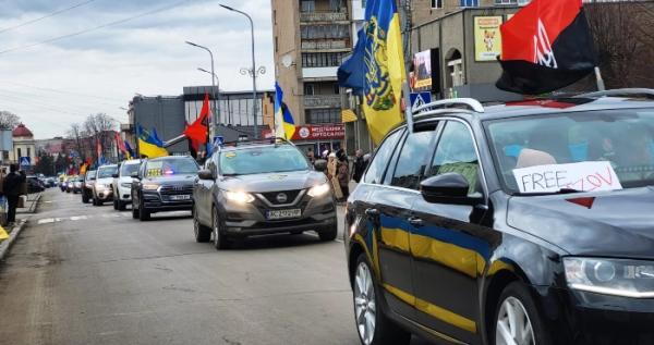 У Ковелі близько 100 автівок проїхали на підтримку військовополонених