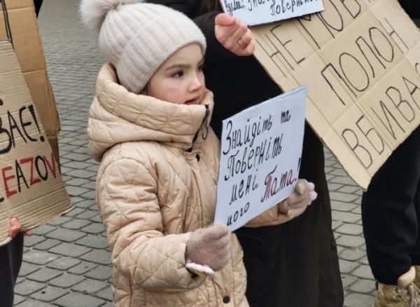 У Ковелі близько 100 автівок проїхали на підтримку військовополонених6