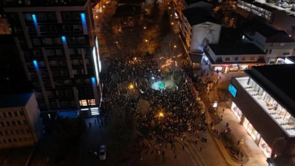 У Словаччині десятки тисяч людей вийшли на протест проти уряду Фіцо5