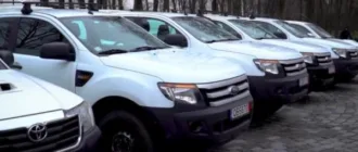 Українські воїни отримали від Латвії понад 40 повнопривідних автомобілів