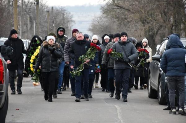 Березівська громада попрощалася з воїном Ігорем Соловйовим5