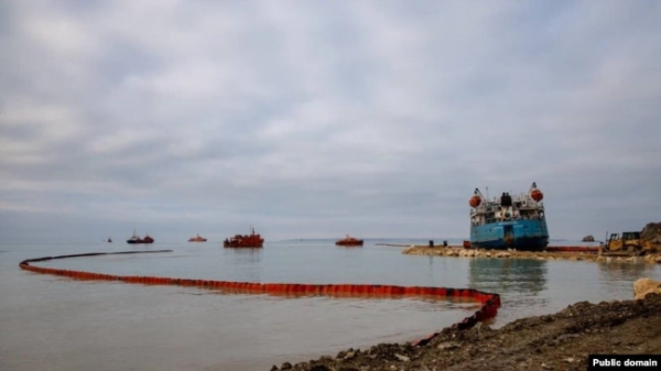 Танкер «Волгонефть-239», що зазнав аварії в Чорному морі, фото з телеграм-каналу Оперштабу Краснодарського краю РФ