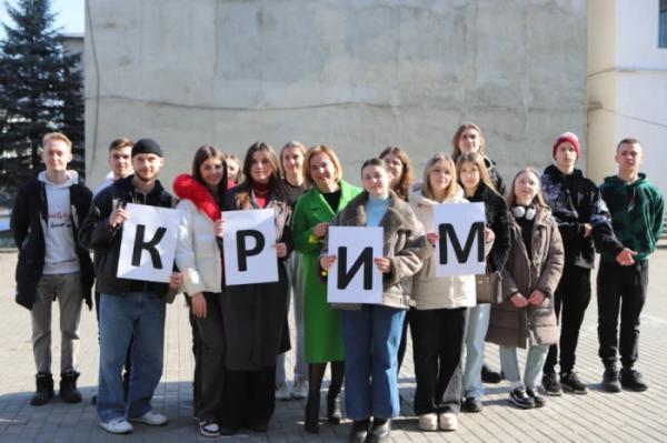 Студенти ЛНТУ створили живу карту України до Дня кримського спротиву російській окупації1