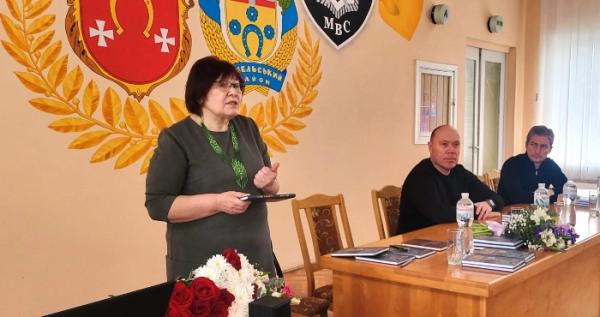 У Ковелі Ніна Горик презентувала книгу пам’яті про свого чоловіка Федора Литвинюка «Дорога честі»