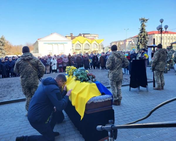 У Ковелі попрощалися з Романом Ващуком, який понад рік вважався зниклим безвісти13