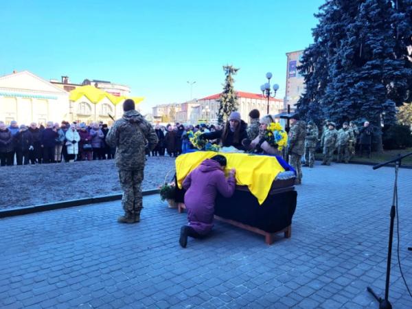 У Ковелі попрощалися з Романом Ващуком, який понад рік вважався зниклим безвісти14