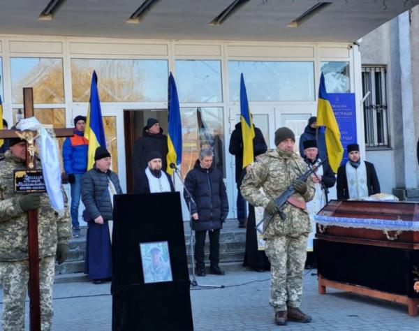 У Ковелі попрощалися з Романом Ващуком, який понад рік вважався зниклим безвісти10