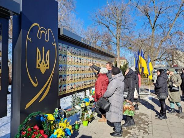 У Ковелі вшанували пам’ять Героїв Небесної Сотні23