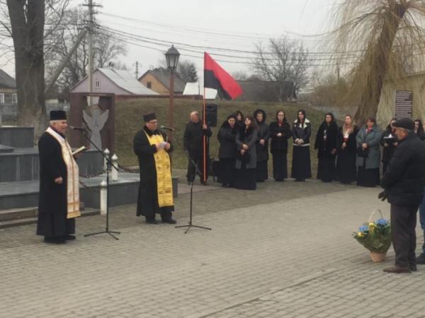 У Красному вшанували пам'ять загиблих летунів Української Галицької Армії2