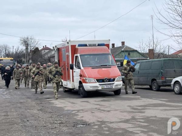 У Рожищі в останню дорогу провели захисника України Павла Бурця4