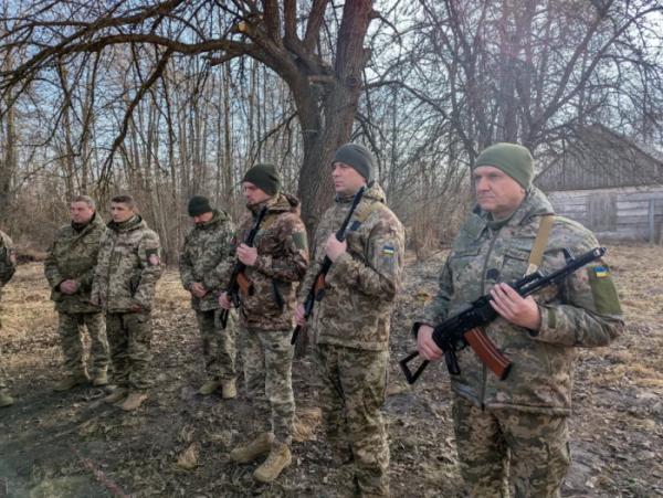 У селі Стеблі попрощалися із захисником Євгенієм Гутевичем8