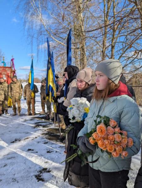 У селі Тойкут попрощалися із захисником Сергієм Заболотським, який трагічно загинув у ДТП3