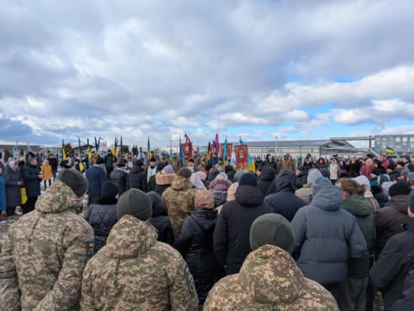 У селі Тойкут попрощалися із захисником Сергієм Заболотським, який трагічно загинув у ДТП14