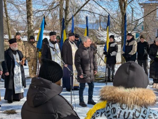 У селі Тойкут попрощалися із захисником Сергієм Заболотським, який трагічно загинув у ДТП6