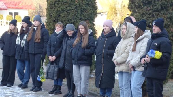 У Турійську вшанували пам’ять воїнів, які загинули на війні з Росією6