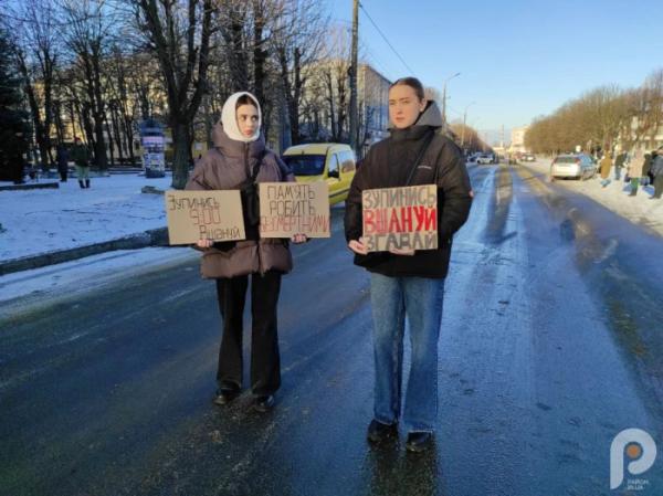 «Зупинись. Вшануй»: у Шептицькому провели акцію нагадування про хвилину мовчання4