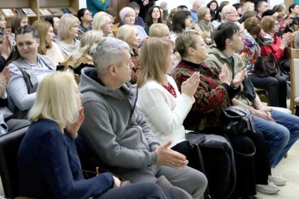 У Миколаєві вшанували пам'ять поета та військового Гліба Бабіча3