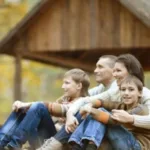 На Полтавщині діє програма допомоги родинам, які усиновили дитину