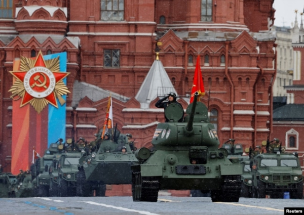 Парад на Красній площі у Москві 9 травня 2024 року