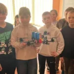 Учні Поворського ліцею передали захисникам дрон