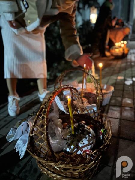 Великдень у Нововолинську: як освячували паски у Свято-Духівському соборі10