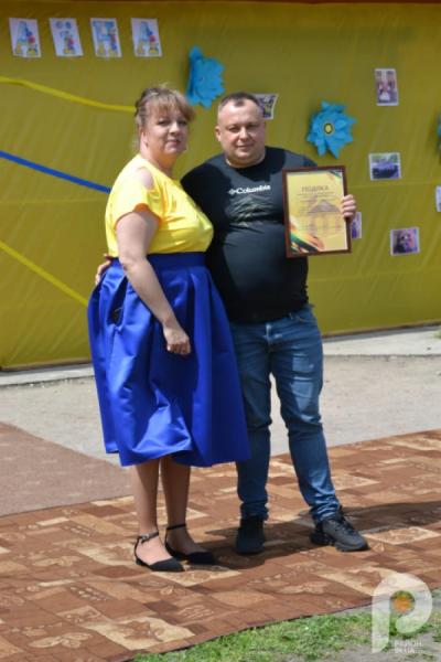 60 тисяч гривень для ЗСУ: учні Спецшколи у Великих Межирічах провели родинне свято та благодійний ярмарок4