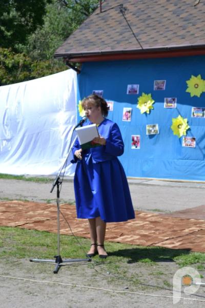 60 тисяч гривень для ЗСУ: учні Спецшколи у Великих Межирічах провели родинне свято та благодійний ярмарок8