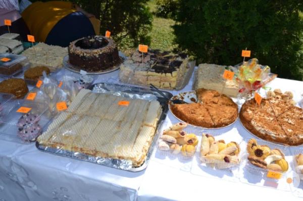 60 тисяч гривень для ЗСУ: учні Спецшколи у Великих Межирічах провели родинне свято та благодійний ярмарок26