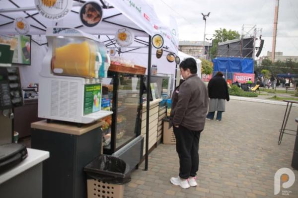 «SPAR»  пропонував гостям гарячі страви від ТМ «Смачні традиції»