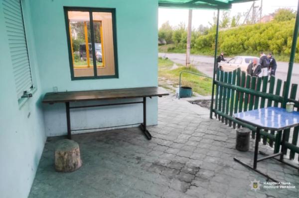 Конфлікт через пса: у Гощі біля магазину сталася різанина2