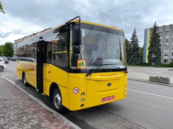 Ковельська громада отримала новенький шкільний автобус2