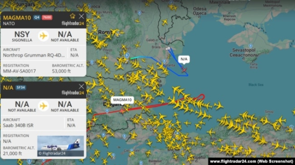 Трекінг польотів над Чорним морем 21 травня 2025 року розвідувального БПЛА Northrop Grumman RQ-4D Phoenix та літака радіоелектронної розвідки SAAB 340B ISR. Скриншот сайту www.flightradar24.com