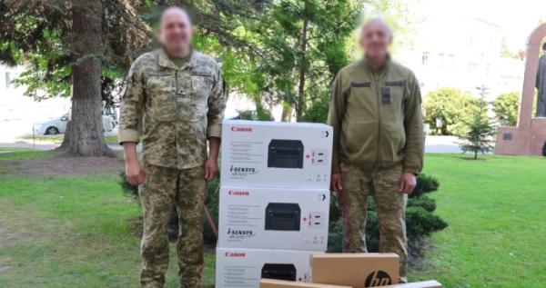 Луцька громада передала чергову партію допомоги для військових