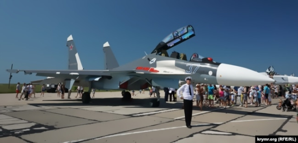 Літак Су-30СМ на російській авіабазі «Саки» в Криму, архівне фото