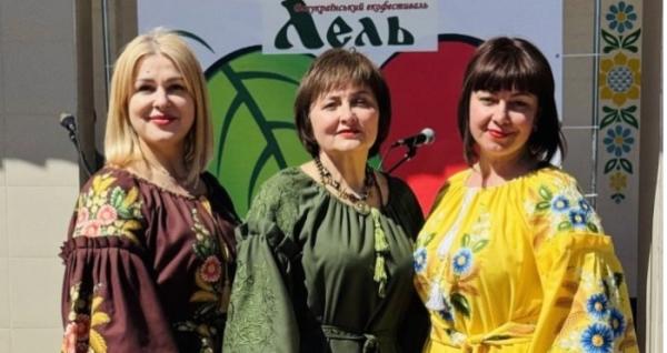 Тріо «Яліра» вибороло Гран-прі Всеукраїнського екофестивалю «Лель». Фото: Миргородська міська рада