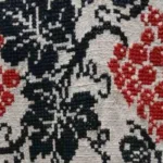 Музейники Острога до Дня вишиванки презентували  зразки вишитого одягу з фондів