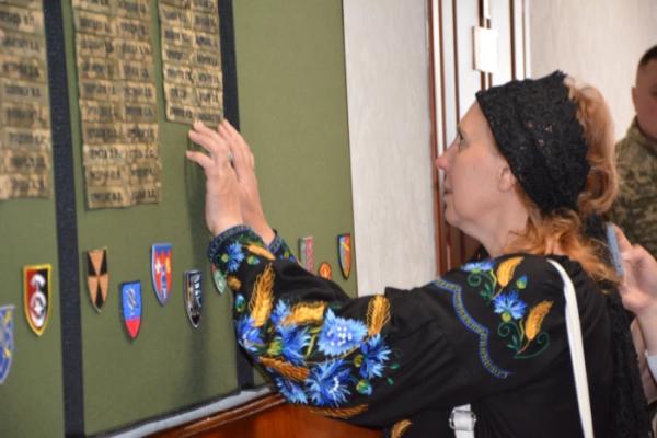 На Дубенщині родинам загиблих бійців вручили державні нагороди2