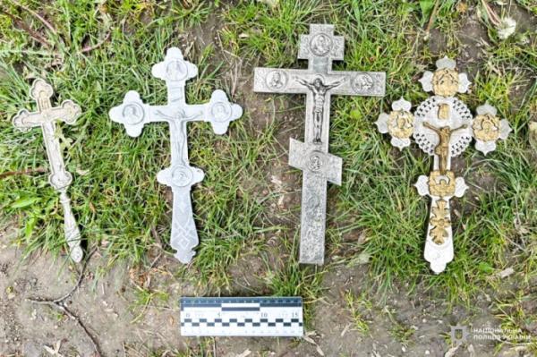 На Дубенщині затримали зловмисника, який двічі обікрав церкву6