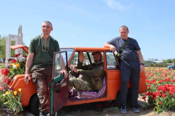 На Ковельщині відкрили тюльпанове поле 202524