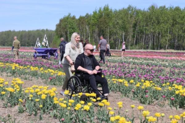 На Ковельщині відкрили тюльпанове поле 202517