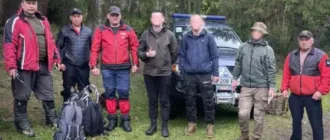 На Рахівщині рятувальники та прикордонники відшукали у горах чоловіків, що виснажились і заблукали
