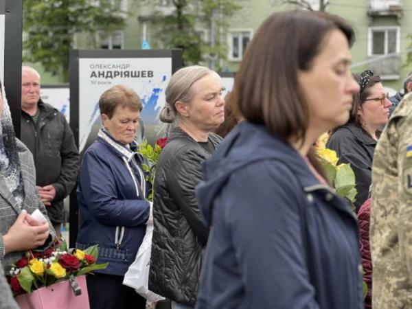 «На Щиті»: у Рівному провели в останню дорогу Володимира Примака та Олександра Войдила3