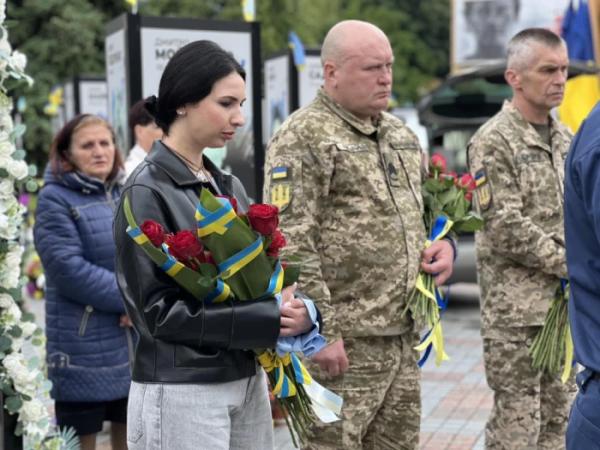 «На Щиті»: у Рівному провели в останню дорогу Володимира Примака та Олександра Войдила6