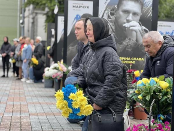 «На Щиті»: у Рівному провели в останню дорогу Володимира Примака та Олександра Войдила8