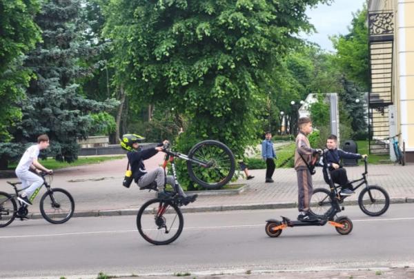 Під час благодійного велозабігу у Ковелі зібрали 20 тисяч гривень для ЗСУ23